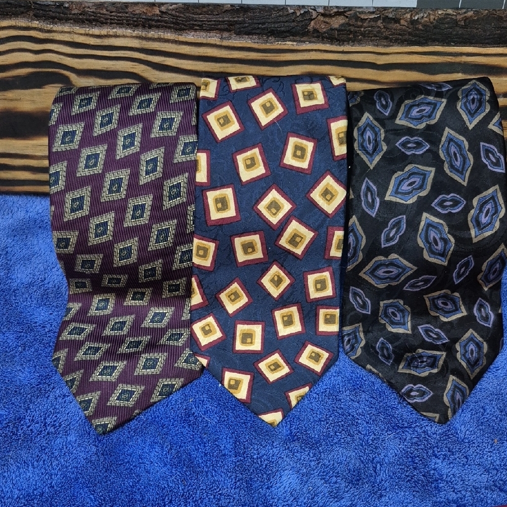 Premier Purple and Yellow Geometric Ties Set